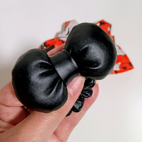 Spooky Halloween Jack o Lantern Pumpkin Dress and Bow Made to Fit Labubu - Picture 8 of 8